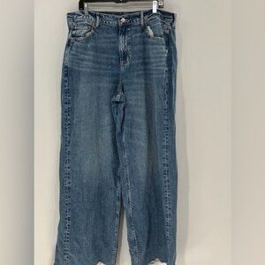 American Eagle NWT Dreamy Drape Super High-rise Baggy Wide Leg Jeans